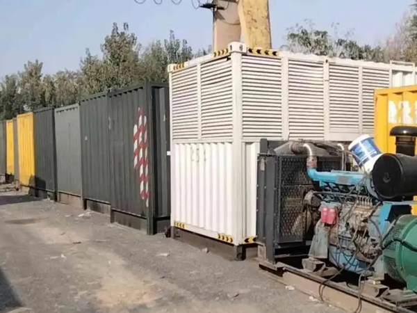 天镇200KW柴油发电机机组每小时油耗是多少？